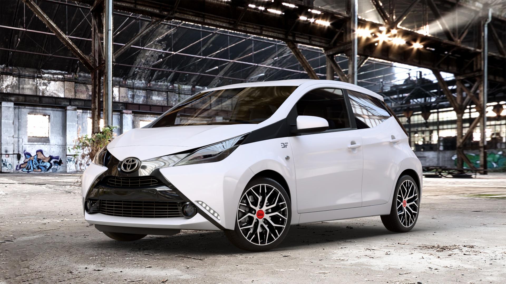 MAM RS4 BLACK FRONT POLISH Felge mit Reifen schwarz in 16Zoll Winterfelge Alufelge auf weissem Toyota Aygo II 1,0l 51kW (69 PS) ⬇️ mit 15mm Tieferlegung ⬇️ Old Industrial Hall_max_4400mm_2024 Frontansicht_1