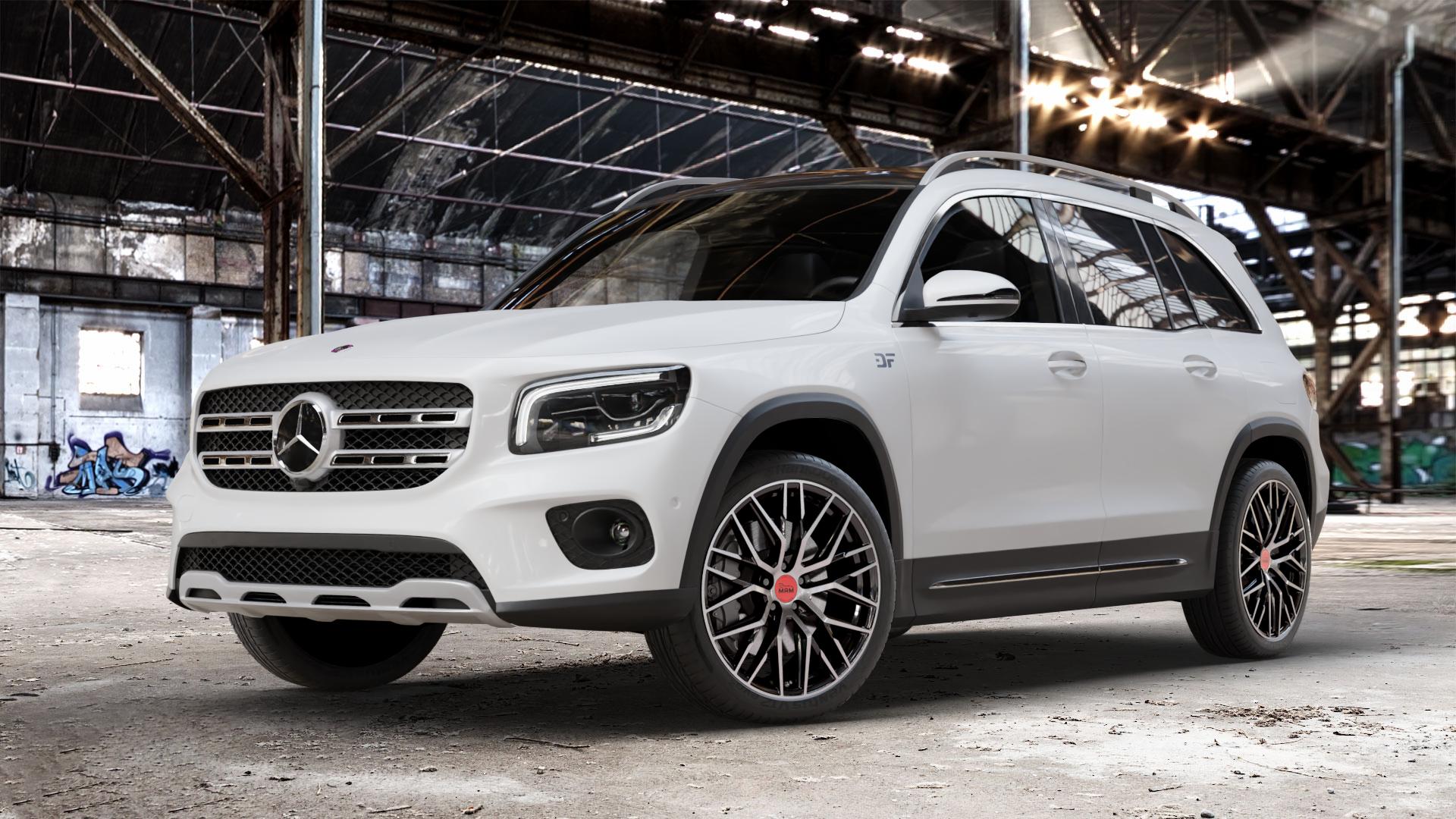MAM RS4 BLACK FRONT POLISH Felge mit Reifen schwarz in 20Zoll Winterfelge Alufelge auf weissem Mercedes GLB-Klasse Typ F2B ⬇️ mit 15mm Tieferlegung ⬇️ Old Industrial Hall_max_4400mm_2024 Frontansicht_1