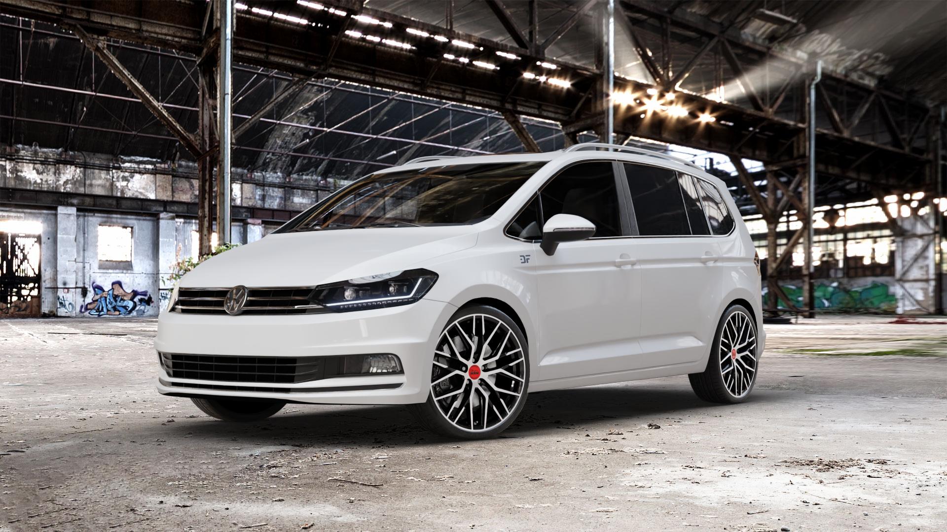 MAM RS4 BLACK FRONT POLISH Felge mit Reifen schwarz in 20Zoll Winterfelge Alufelge auf weissem Volkswagen (VW) Touran III Typ 1T (15->) ⬇️ mit 15mm Tieferlegung ⬇️ Old Industrial Hall_max_5300mm_2024 Frontansicht_1