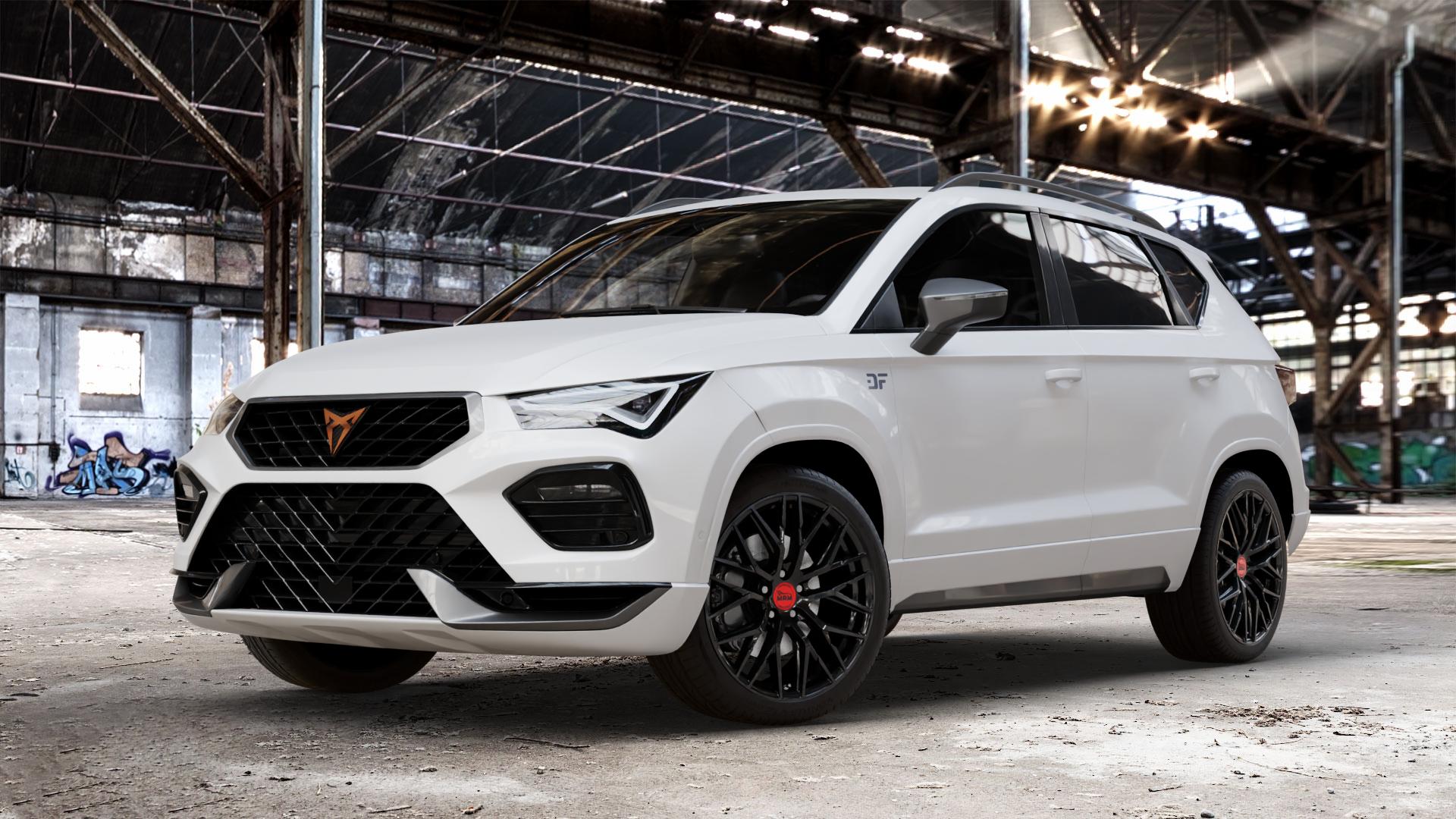 MAM RS4 BLACK PAINTED Felge mit Reifen schwarz in 19Zoll Winterfelge Alufelge auf weissem Cupra Ateca Typ 5FP Facelift ⬇️ mit 15mm Tieferlegung ⬇️ Old Industrial Hall_max_4400mm_2024 Frontansicht_1