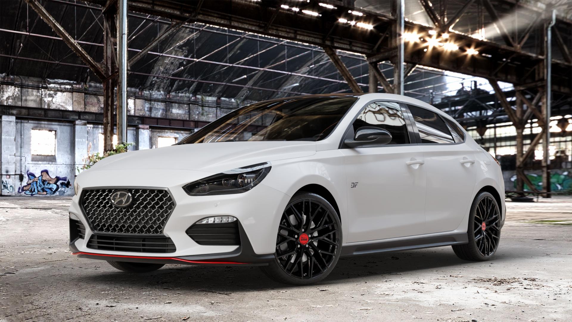 MAM RS4 BLACK PAINTED Felge mit Reifen schwarz in 19Zoll Winterfelge Alufelge auf weissem Hyundai i30 Typ PDE Fastback ⬇️ mit 15mm Tieferlegung ⬇️ Old Industrial Hall_max_4400mm_2024 Frontansicht_1