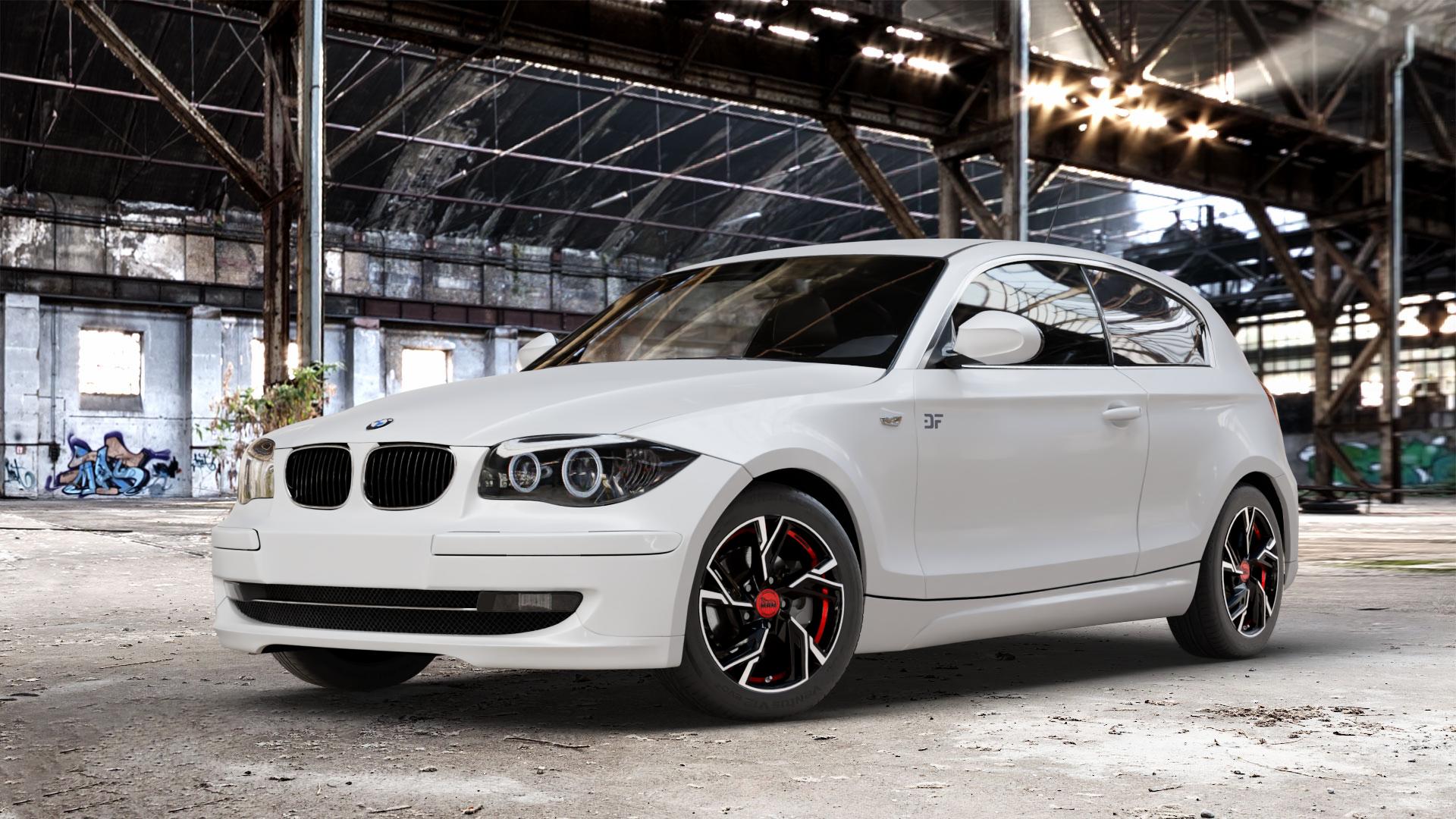 MAM RS5 BLACK FRONT POLISH RED INSIDE Felge mit Reifen silber schwarz rot mehrfarbig in 16Zoll Winterfelge Alufelge auf weissem BMW 118d Typ E81 120d 116i 118i 120i 130i 123d 116d 1er Dreitürer (187, 1K2) ⬇️ mit 15mm Tieferlegung ⬇️ Old Industrial Hall_max_4400mm_2024 Frontansicht_1