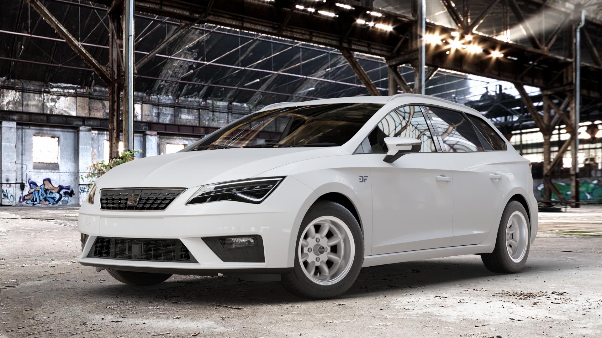 Maxilite Minilite Style silber/glanzgedreht Felge mit Reifen in 15Zoll Alufelge auf weissem Seat Leon Typ 5F ST Facelift ⬇️ mit 15mm Tieferlegung ⬇️ Old Industrial Hall_max_4400mm_2024 Frontansicht_1