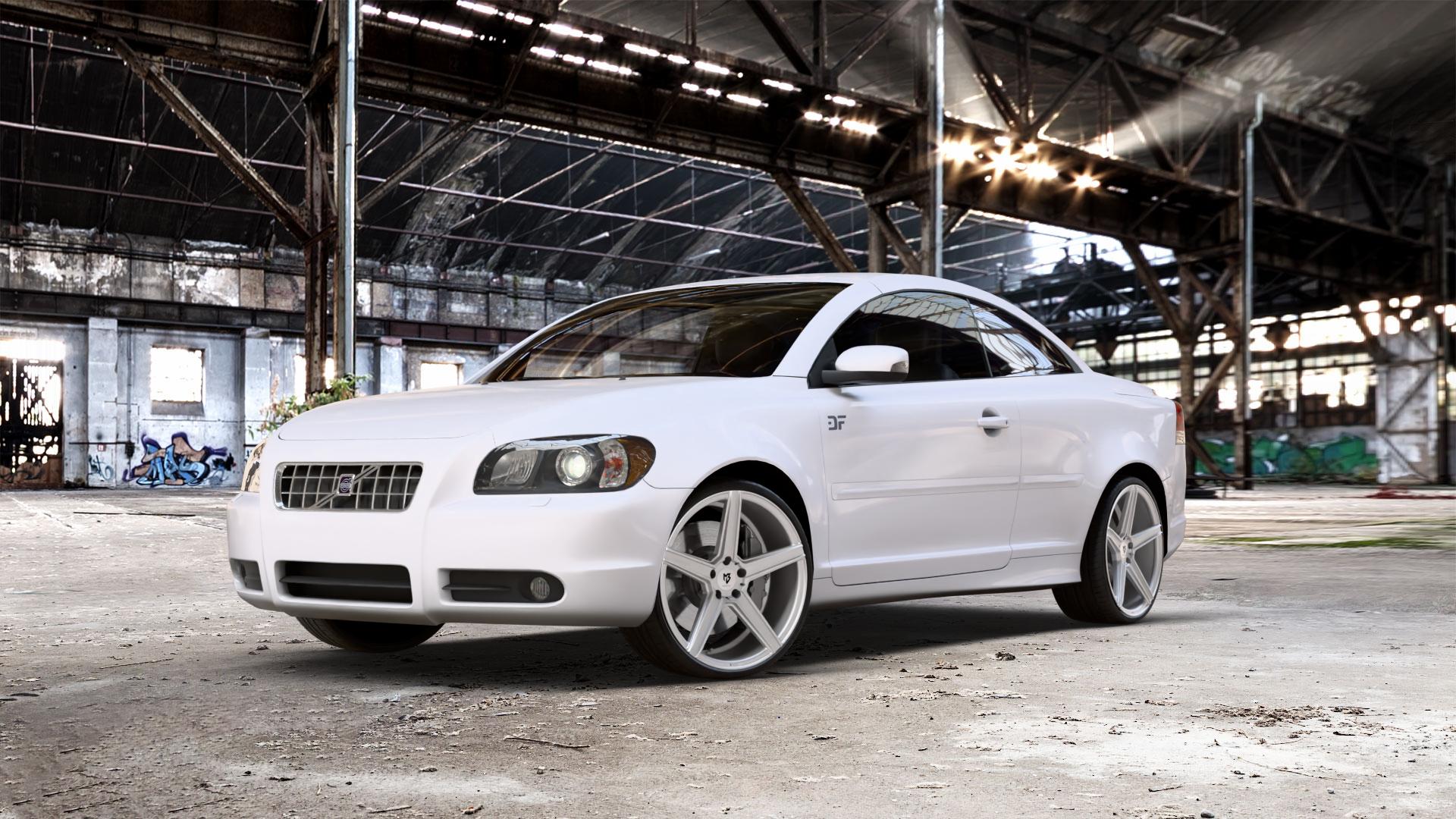 MB-DESIGN KV1 Silber Felge mit Reifen in 20Zoll Winterfelge Alufelge auf weissem Volvo C70 II Cabriolet Typ M ⬇️ mit 15mm Tieferlegung ⬇️ Old Industrial Hall_max_5300mm_2024 Frontansicht_1