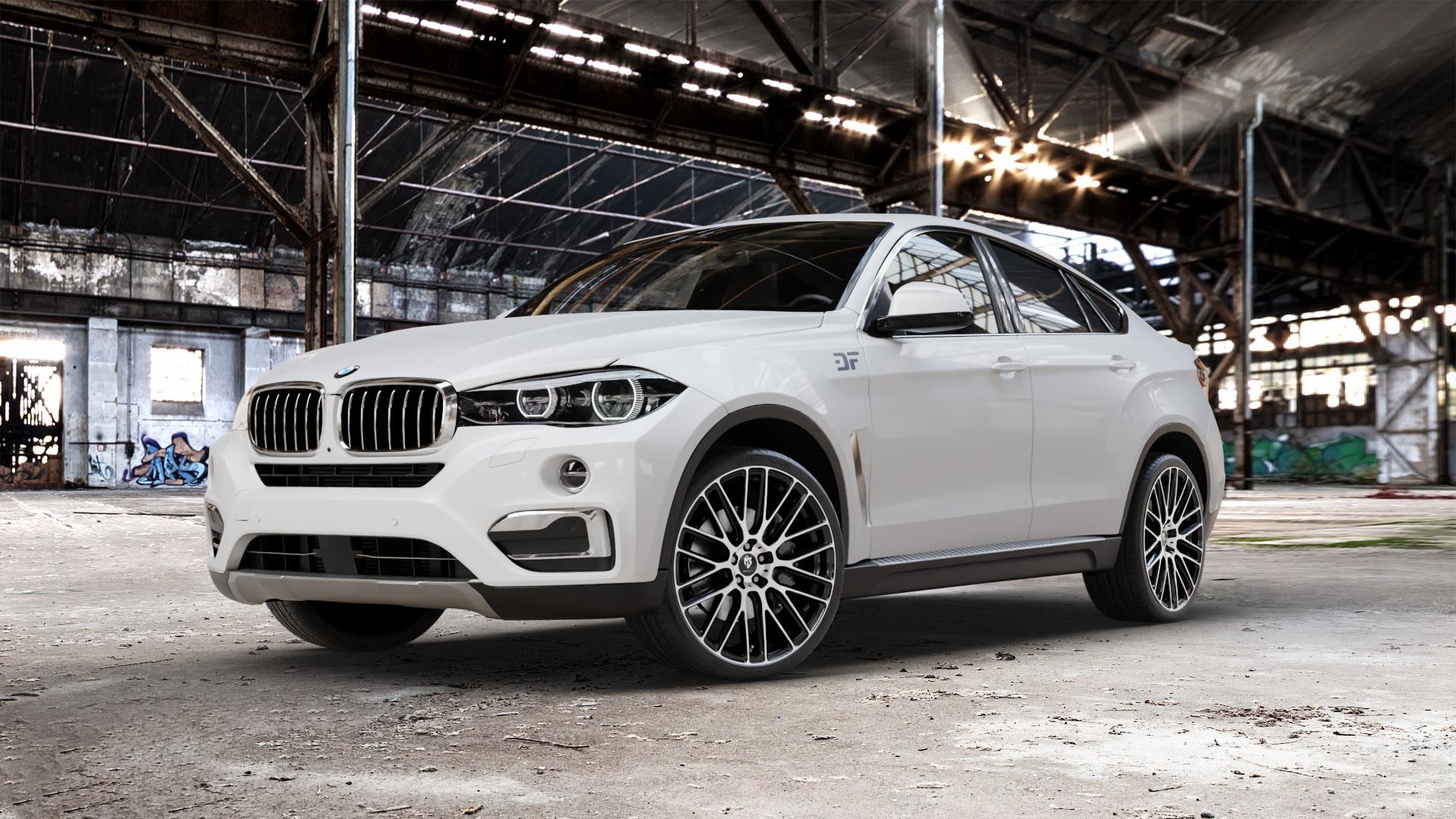 MB-DESIGN KV4 Glanzschwarz poliert Felge mit Reifen in 22Zoll Alufelge auf weissem BMW X6 Typ F16 (X6, X-N1) ⬇️ mit 15mm Tieferlegung ⬇️ Old Industrial Hall_max_5300mm_2024 Frontansicht_1
