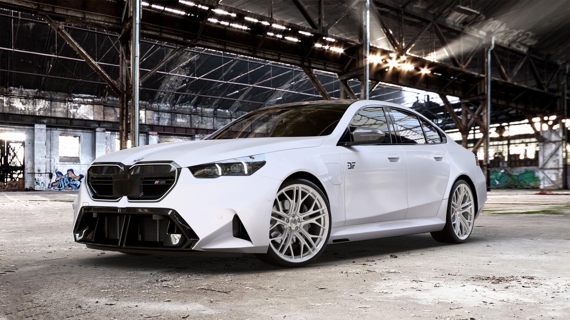 MB-DESIGN SF1 Forged Silber Felge mit Reifen in 22Zoll Winterfelge Alufelge auf weissem BMW M5 Typ G90 (Limousine) ⬇️ mit 15mm Tieferlegung ⬇️ Old Industrial Hall_max_5300mm_2024 Frontansicht_1