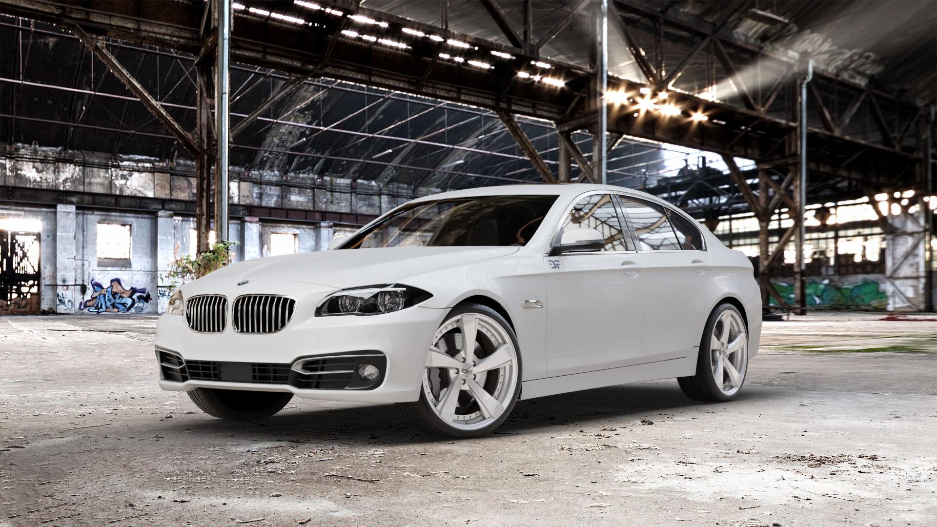 OXFORGED MP2 silver brush, lip polish Felge mit Reifen silber in 20Zoll Alufelge auf weissem BMW 523i Typ F10 (Limousine) 528i 535i 550i 520d 525d 530d 535d xDrive 520i 530i M5 M550d 518d ActiveHybrid 5L (F10) 5er Limousine (5L, HY) Lang (KL) ⬇️ mit 15mm Tieferlegung ⬇️ Old Industrial Hall_max_5300mm_2024 Frontansicht_1