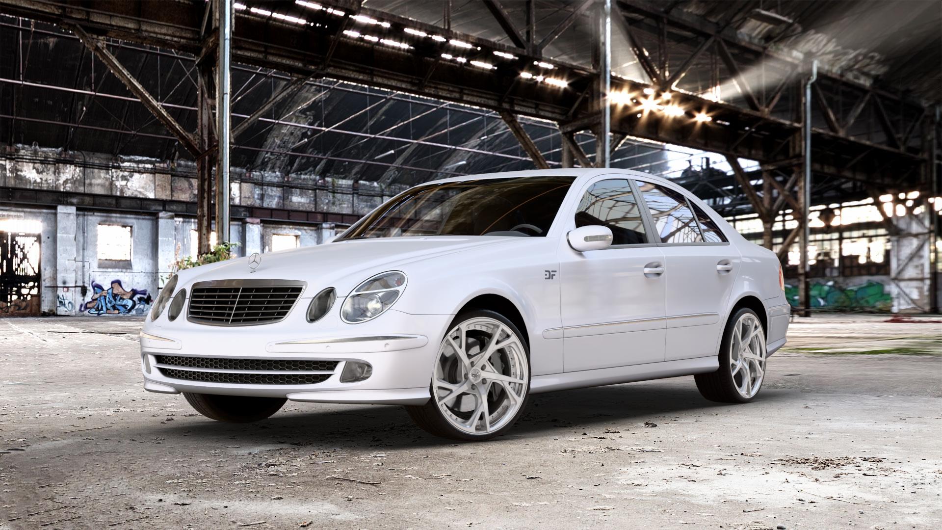 OXFORGED MP3 silver brush, lip polish Felge mit Reifen silber in 20Zoll Alufelge auf weissem Mercedes E-Klasse Typ W211 Limousine ⬇️ mit 15mm Tieferlegung ⬇️ Old Industrial Hall_max_5300mm_2024 Frontansicht_1