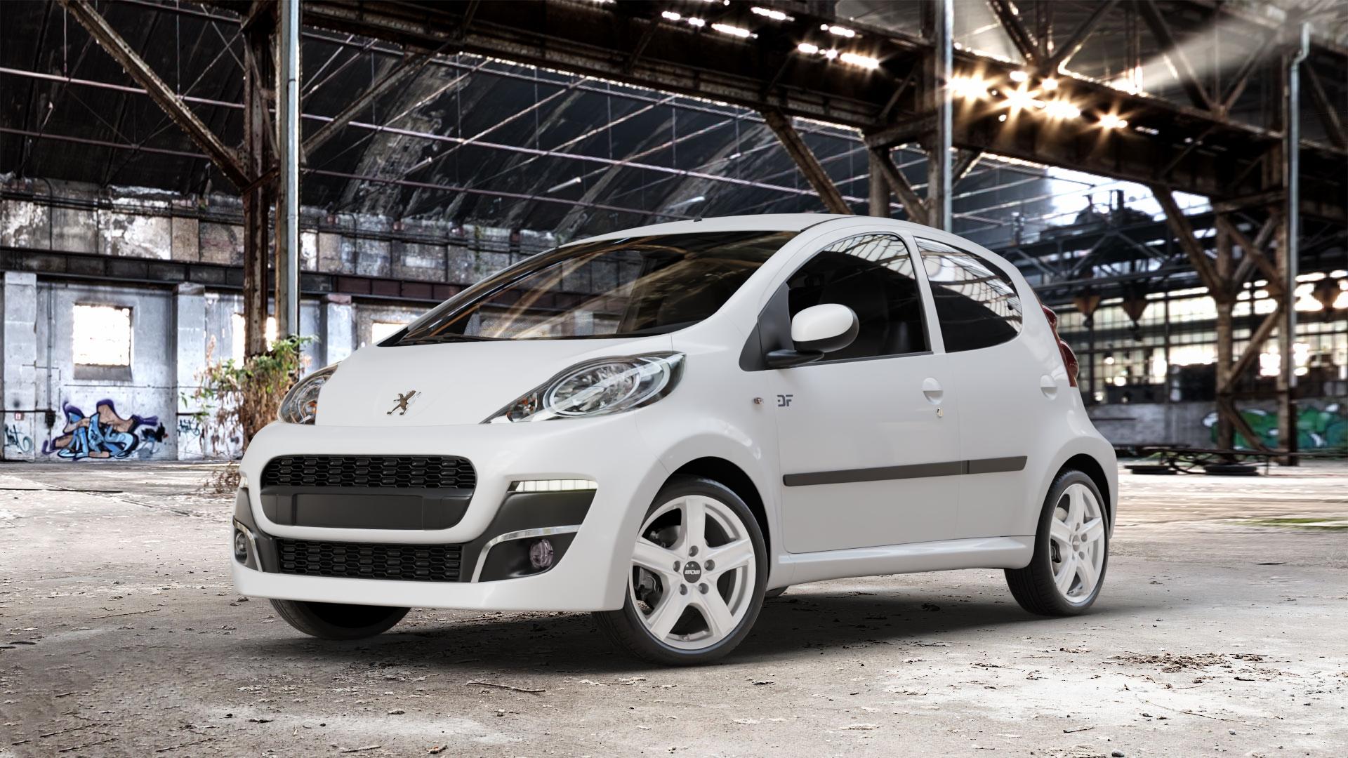 OXXO Novel Silver Felge mit Reifen silber in 15Zoll Winterfelge Alufelge auf weissem Peugeot 107 ⬇️ mit 15mm Tieferlegung ⬇️ Old Industrial Hall_max_4400mm_2024 Frontansicht_1