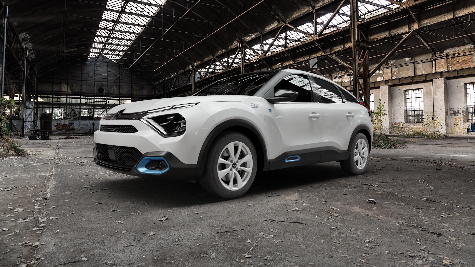 OXXO Oberon 4 silver Felge mit Reifen silber in 17Zoll Winterfelge Alufelge auf weissem Citroen C4 Typ B 0,0l e-C4 57kW (77 PS) ⬇️ mit 15mm Tieferlegung ⬇️ Old Industrial Hall_max5000mm_2022 Frontansicht_1