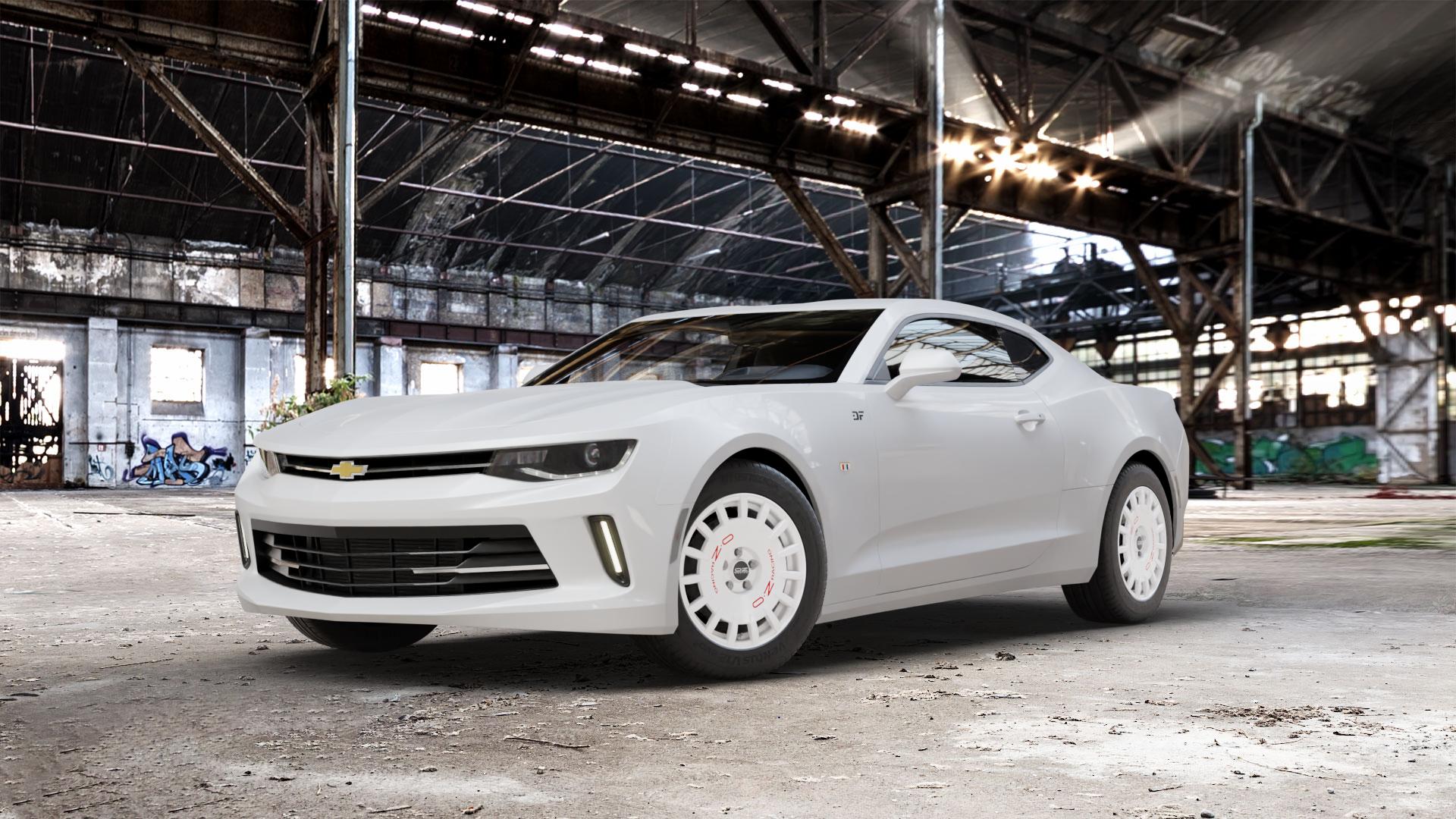 OZ RACING RALLY RACING RACE WHITE + RED LETTERING Felge mit Reifen rot weiss weiß in 17Zoll Winterfelge Alufelge auf weissem Chevrolet Camaro VI Typ A1XC 2,0l Turbo 202kW (275 PS) 6,2l ZL1 485kW (659 ⬇️ mit 15mm Tieferlegung ⬇️ Old Industrial Hall_max_5300mm_2024 Frontansicht_1