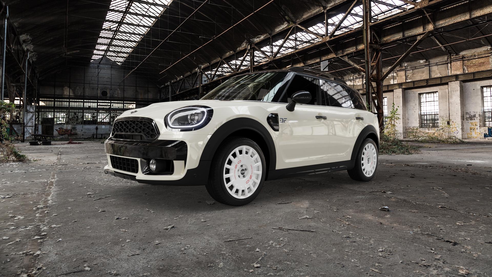 OZ RACING RALLY RACING RACE WHITE + RED LETTERING Felge mit Reifen rot weiss weiß in 18Zoll Winterfelge Alufelge auf weissem Mini F60 Typ FMX (Countryman) ⬇️ mit 15mm Tieferlegung ⬇️ Old Industrial Hall_max5000mm_2022 Frontansicht_1
