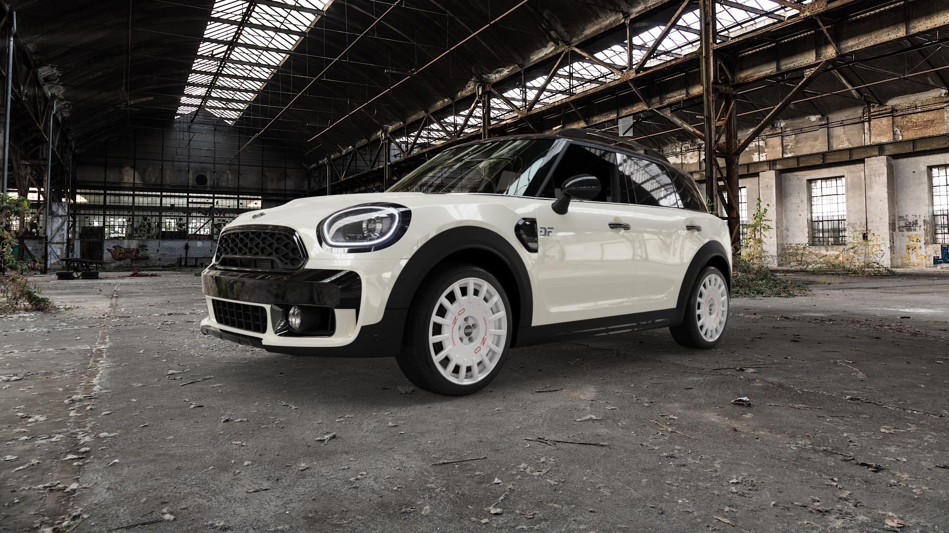 OZ RACING RALLY RACING RACE WHITE + RED LETTERING Felge mit Reifen rot weiss weiß in 19Zoll Winterfelge Alufelge auf weissem Mini F60 Typ FMX (Countryman) ⬇️ mit 15mm Tieferlegung ⬇️ Old Industrial Hall_max5000mm_2022 Frontansicht_1