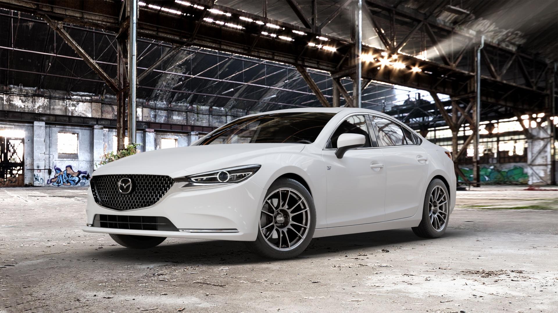 OZ RACING ULTRALEGGERA CRYSTAL TITANIUM Felge mit Reifen grau silber/grau in 18Zoll Winterfelge Alufelge auf weissem Mazda 6 III (18-) Limousine (GH) Facelift ⬇️ mit 15mm Tieferlegung ⬇️ Old Industrial Hall_max_5300mm_2024 Frontansicht_1