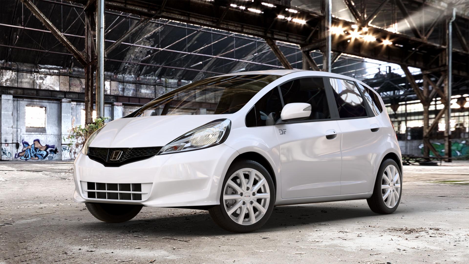 Platin Wheels P 69 polarsilber Felge mit Reifen in 16Zoll Winterfelge Alufelge auf weissem Honda Jazz III Facelift (GG, GE) 1,4l i-VTEC 73kW GG6 (99 PS) GE6 GG3 1,2l 66kW GG1 (90 GG5 GG2 1,3l IMA Hybrid 65kW GP1 (88 ⬇️ mit 15mm Tieferlegung ⬇️ Old Industrial Hall_max_4400mm_2024 Frontansicht_1