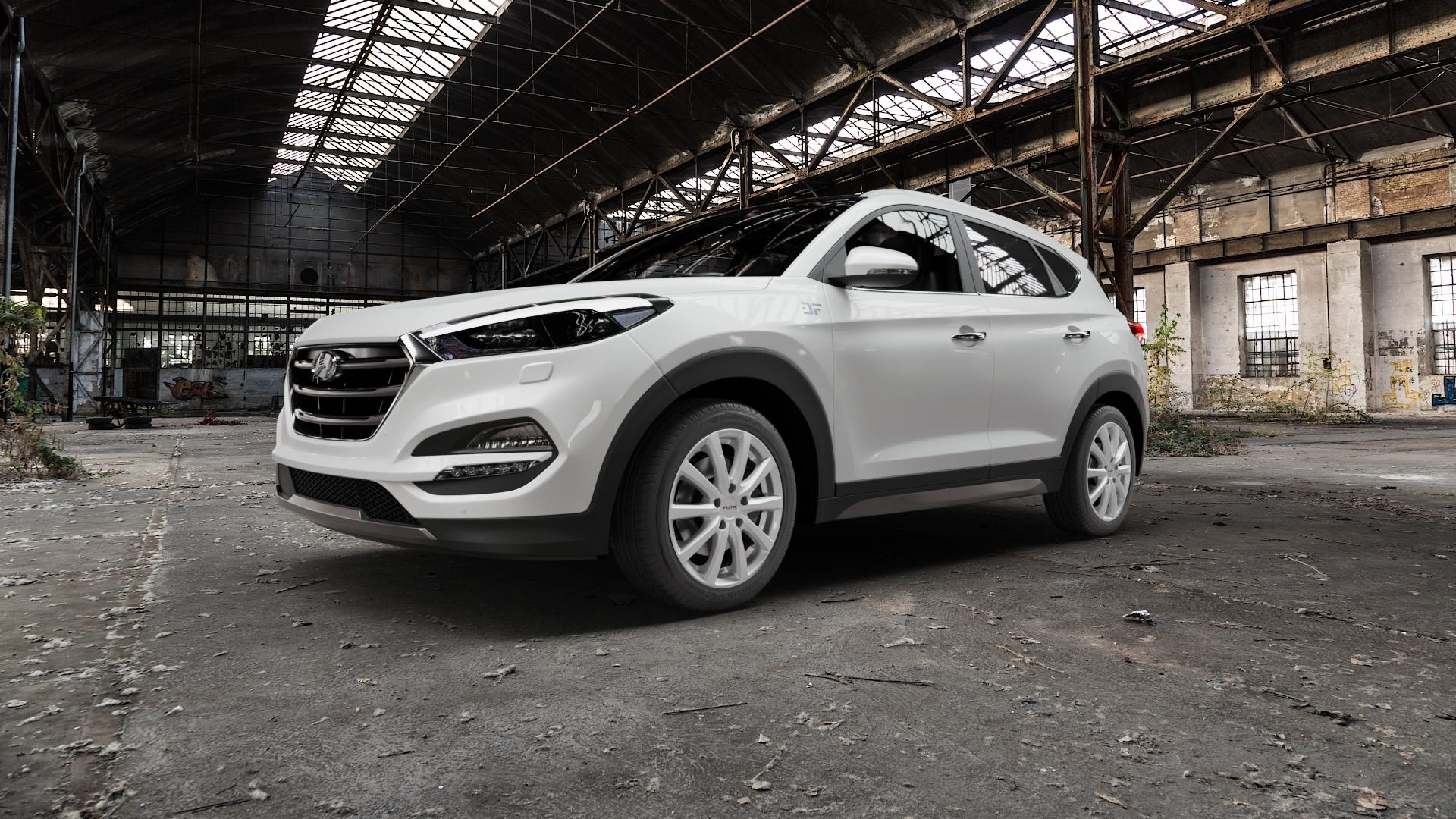 Platin Wheels P 69 polarsilber Felge mit Reifen in 18Zoll Winterfelge Alufelge auf weissem Hyundai Tucson II Typ TLE TL Facelift ⬇️ mit 15mm Tieferlegung ⬇️ Old Industrial Hall_max5000mm_2022 Frontansicht_1