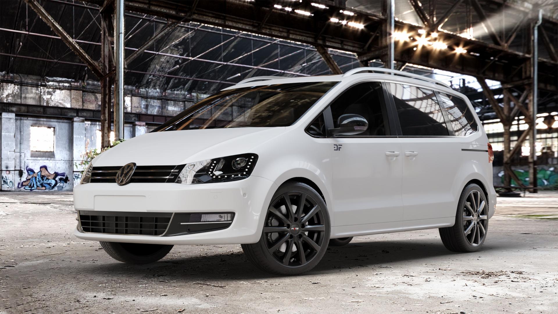 Platin Wheels P 69 schwarz matt Felge mit Reifen in 18Zoll Winterfelge Alufelge auf weissem Volkswagen (VW) Sharan III Typ 7N (15->) ⬇️ mit 15mm Tieferlegung ⬇️ Old Industrial Hall_max_4400mm_2024 Frontansicht_1