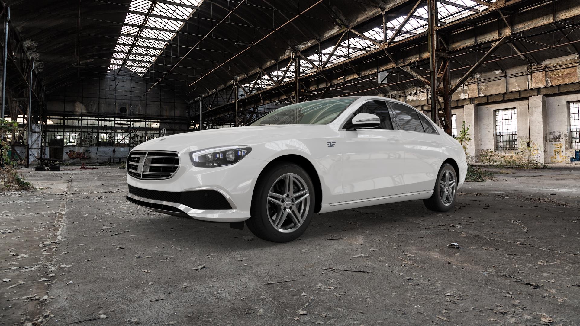 RIAL M10 metal-grey Felge mit Reifen grau in 17Zoll Winterfelge Alufelge auf weissem Mercedes E-Klasse Typ W213 Limousine Facelift ⬇️ mit 15mm Tieferlegung ⬇️ Old Industrial Hall_max5000mm_2022 Frontansicht_1
