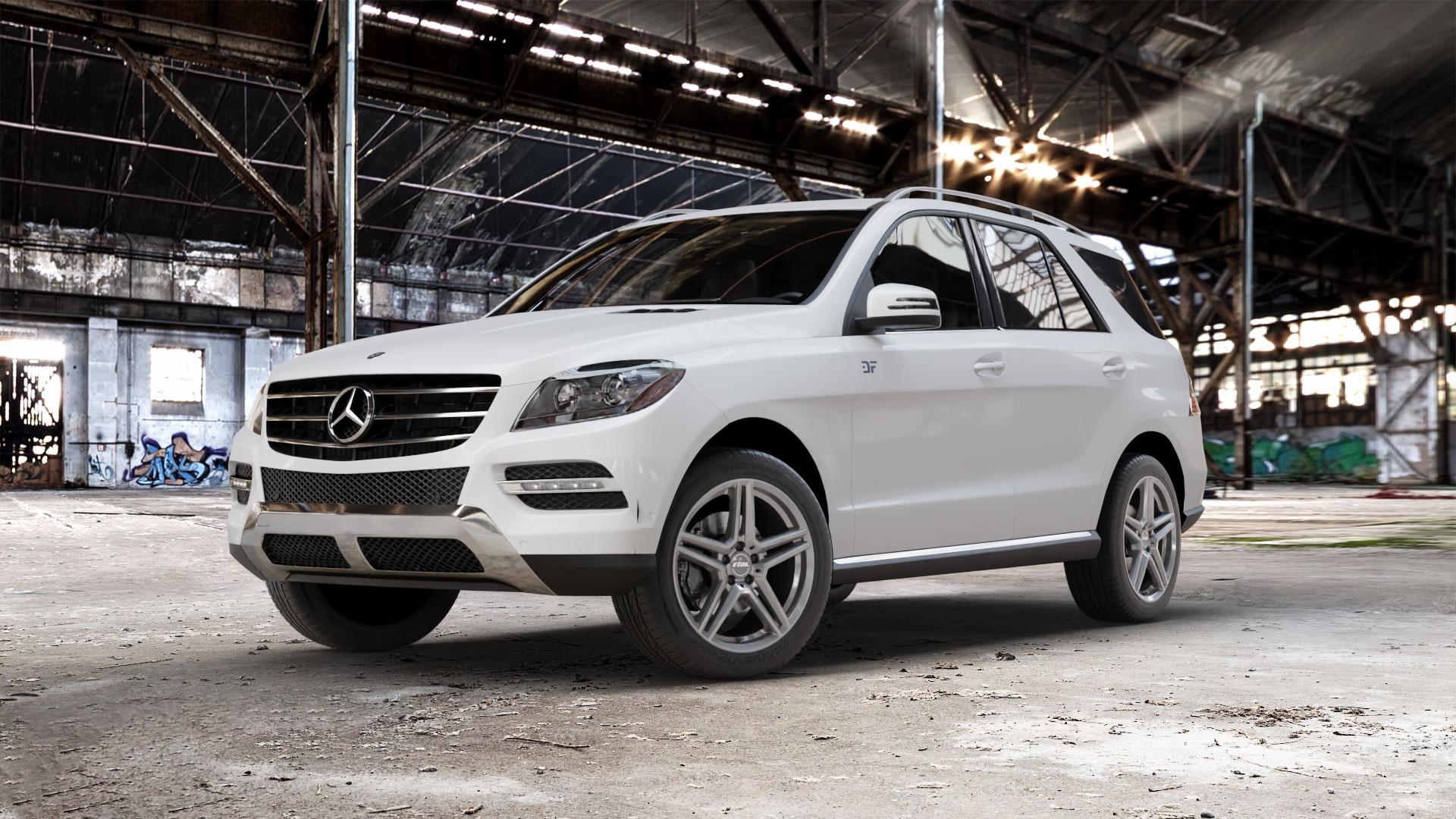 RIAL M10 metal-grey Felge mit Reifen grau in 19Zoll Winterfelge Alufelge auf weissem Mercedes M-Klasse Typ W166 ⬇️ mit 15mm Tieferlegung ⬇️ Old Industrial Hall_max_5300mm_2024 Frontansicht_1