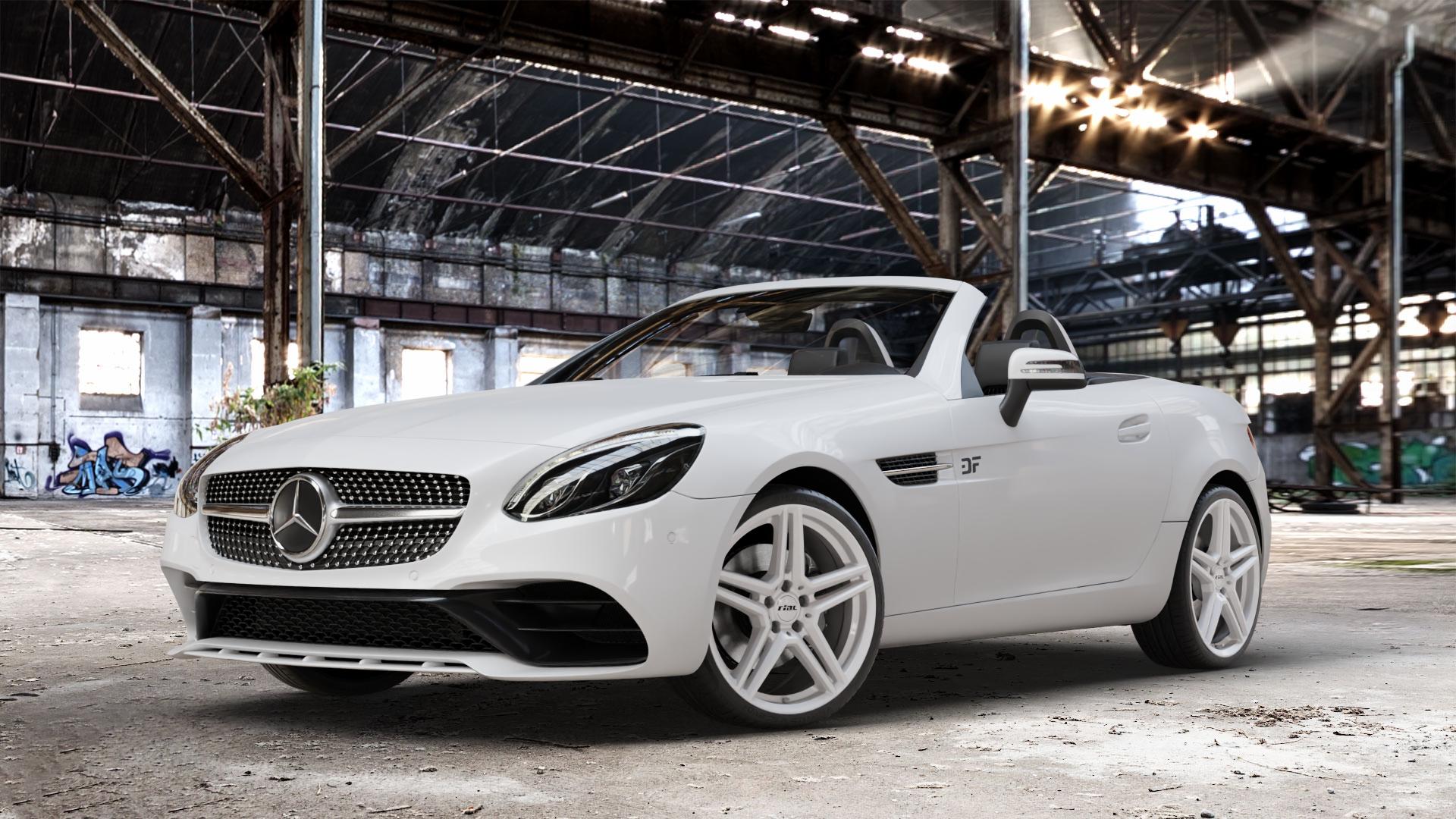 RIAL M10 polar-silber Felge mit Reifen in 19Zoll Winterfelge Alufelge auf weissem Mercedes SLK Typ R172 ⬇️ mit 15mm Tieferlegung ⬇️ Old Industrial Hall_max_4400mm_2024 Frontansicht_1