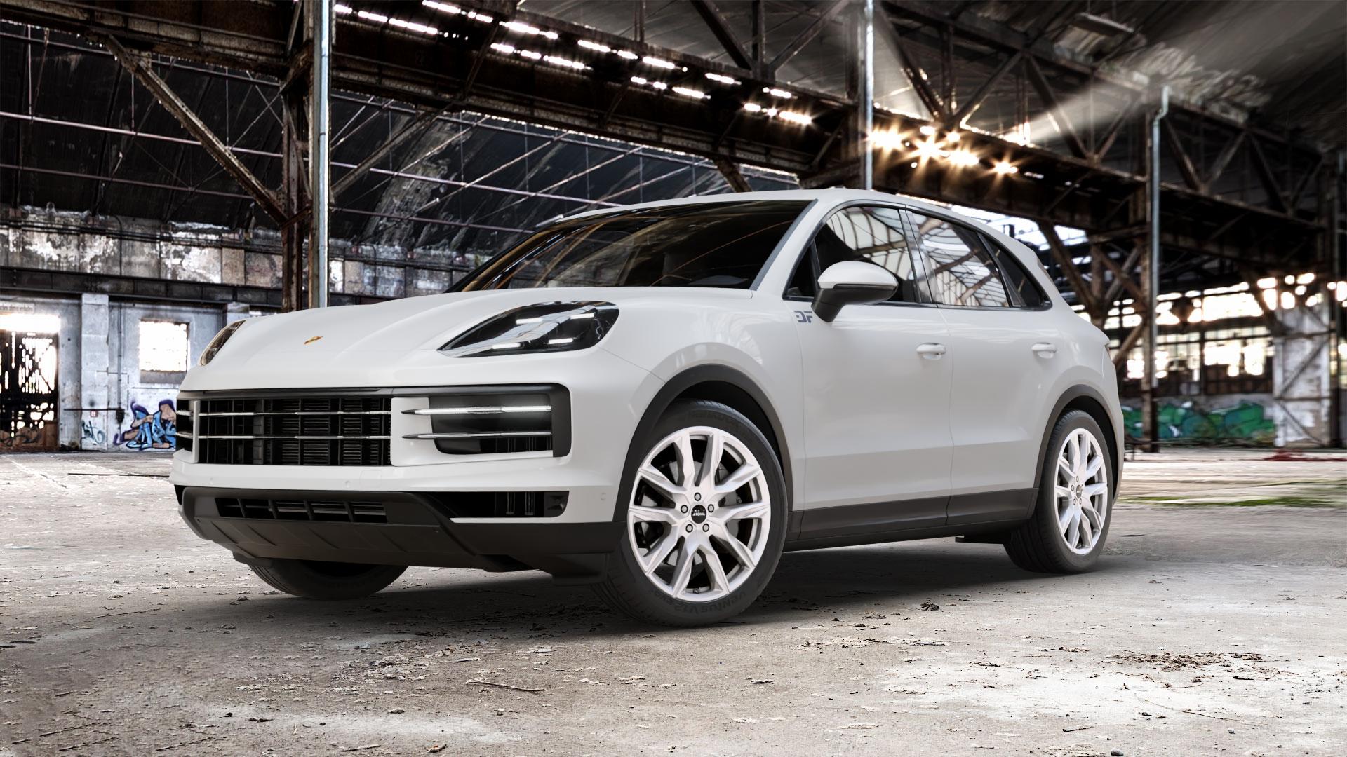 RONAL R71 PLATINUM SILVER Felge mit Reifen grau silber in 21Zoll Winterfelge Alufelge auf weissem Porsche Cayenne III Typ 9YA Facelift ⬇️ mit 15mm Tieferlegung ⬇️ Old Industrial Hall_max_5300mm_2024 Frontansicht_1
