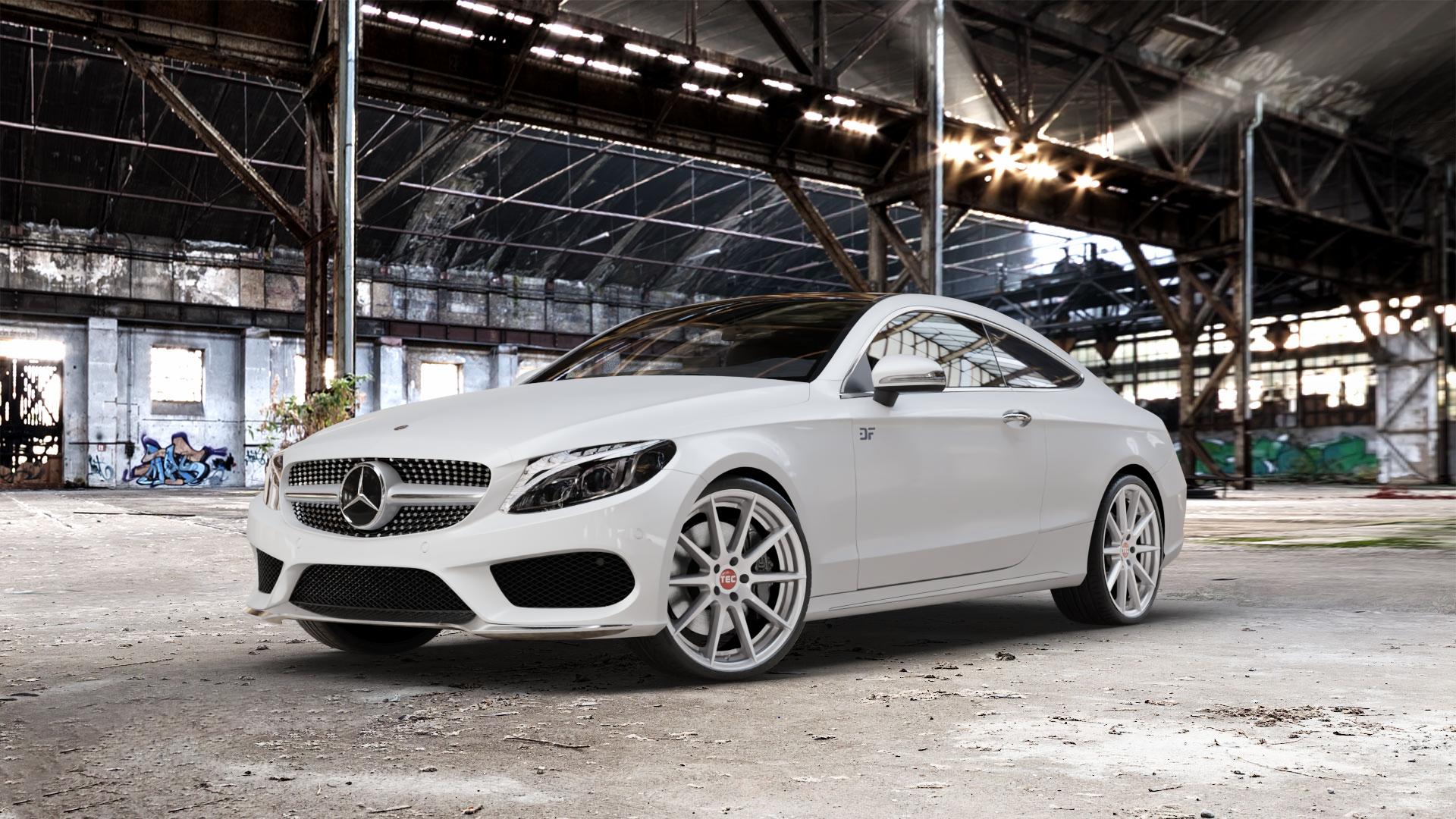 Tec Speedwheels GT7 Hyper Silber Felge mit Reifen in 20Zoll Winterfelge Alufelge auf weissem Mercedes C-Klasse Typ C205 Coupe Facelift ⬇️ mit 15mm Tieferlegung ⬇️ Old Industrial Hall_max_5300mm_2024 Frontansicht_1