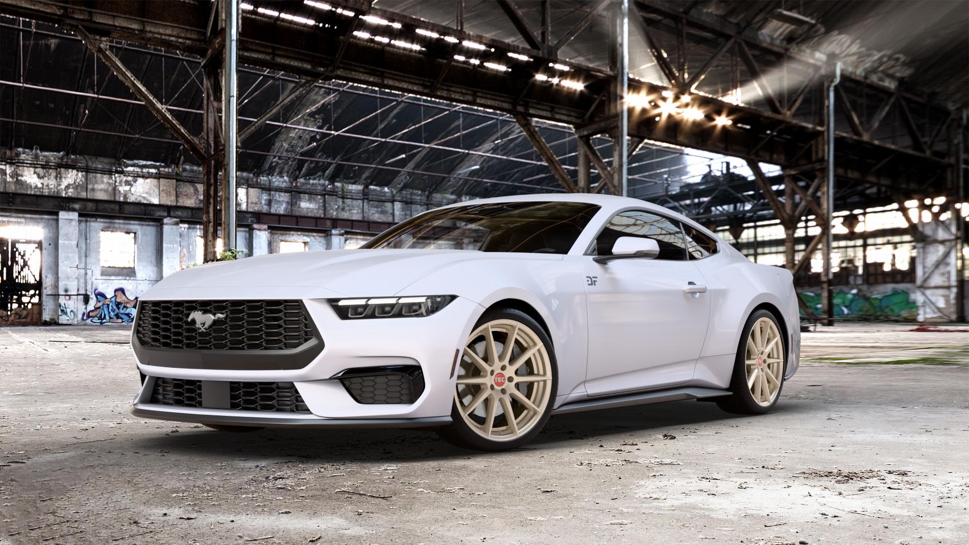 Tec Speedwheels GT7 Light Bronze Felge mit Reifen in 20Zoll Winterfelge Alufelge auf weißem Ford Mustang VII Coupe Typ LAE ⬇️ mit 15mm Tieferlegung ⬇️ Old Industrial Hall_max_5300mm_2024 Frontansicht_1