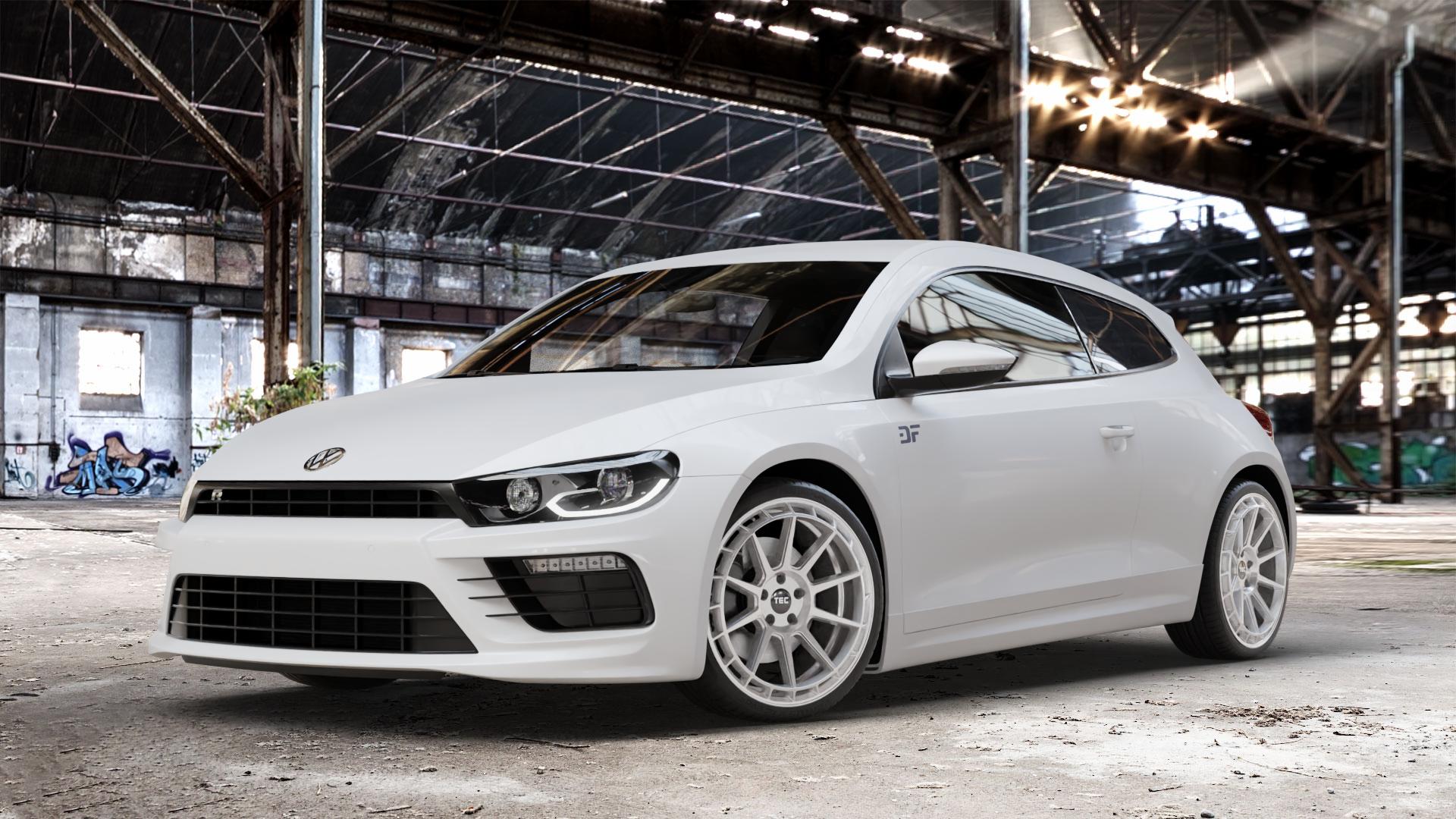 Tec Speedwheels GT8 Hyper Silber Felge mit Reifen in 19Zoll Winterfelge Alufelge auf weissem Volkswagen (VW) Scirocco III Typ 13 Facelift ⬇️ mit 15mm Tieferlegung ⬇️ Old Industrial Hall_max_4400mm_2024 Frontansicht_1
