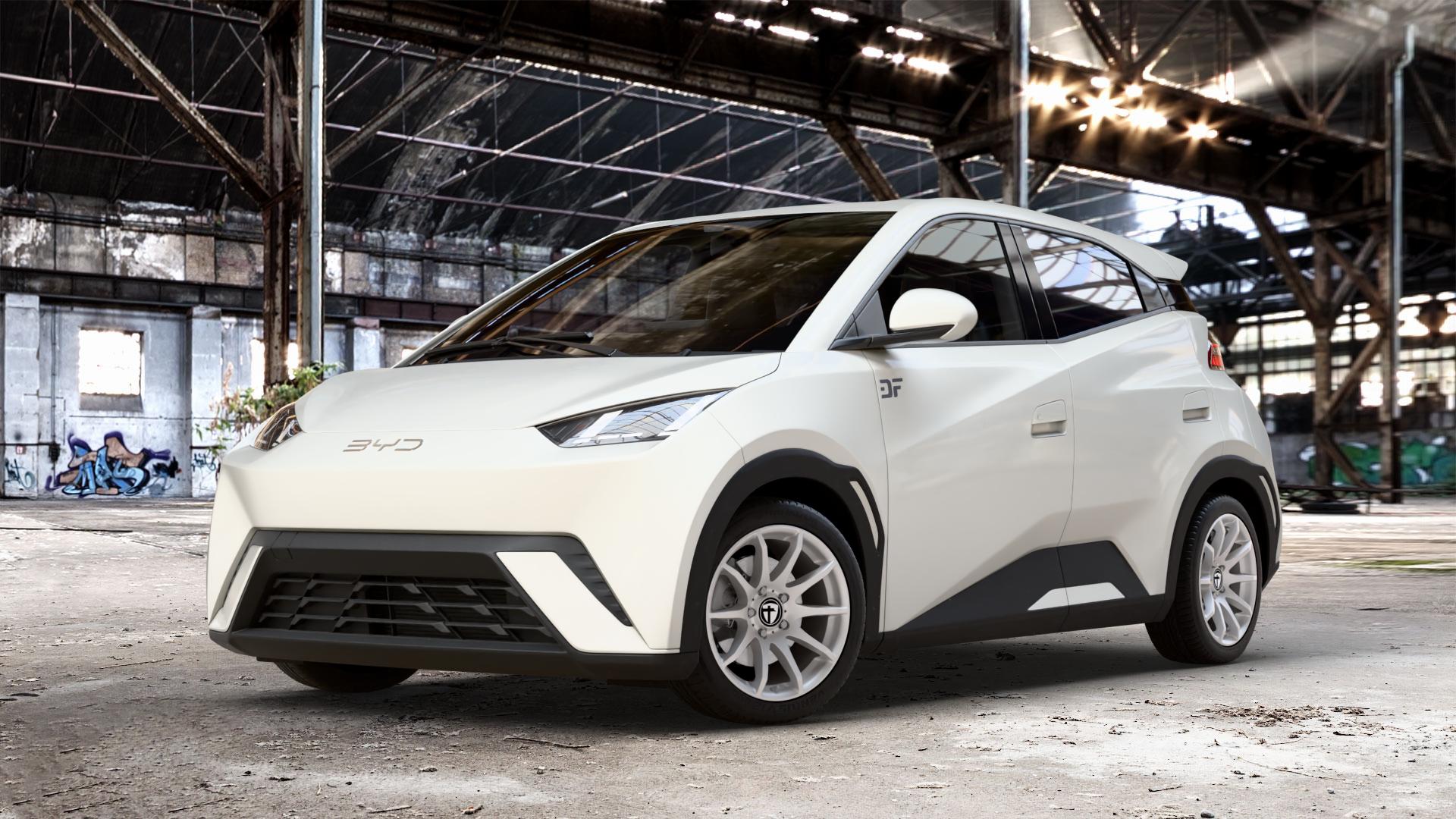 TOMASON TN1 bright silver Felge mit Reifen silber in 16Zoll Winterfelge Alufelge auf weissem BYD Dolphin Surf Typ EQE 0,0l 35kW EV300 (48 PS) 60kW EV400 (82 ⬇️ mit 15mm Tieferlegung ⬇️ Old Industrial Hall_max_4400mm_2024 Frontansicht_1