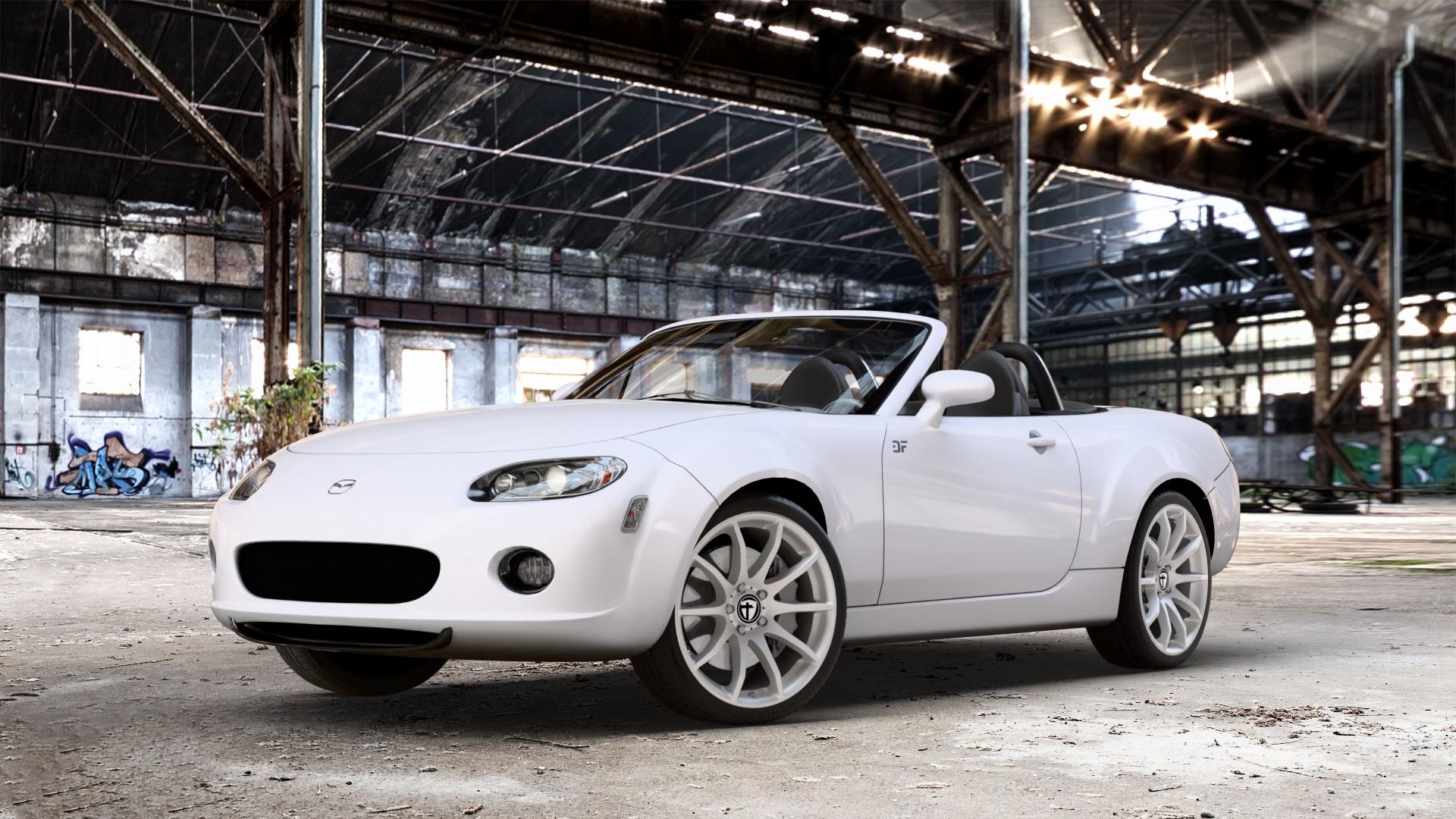 TOMASON TN1 bright silver Felge mit Reifen silber in 18Zoll Winterfelge Alufelge auf weissem Mazda MX-5 III (NC) ⬇️ mit 15mm Tieferlegung ⬇️ Old Industrial Hall_max_4400mm_2024 Frontansicht_1