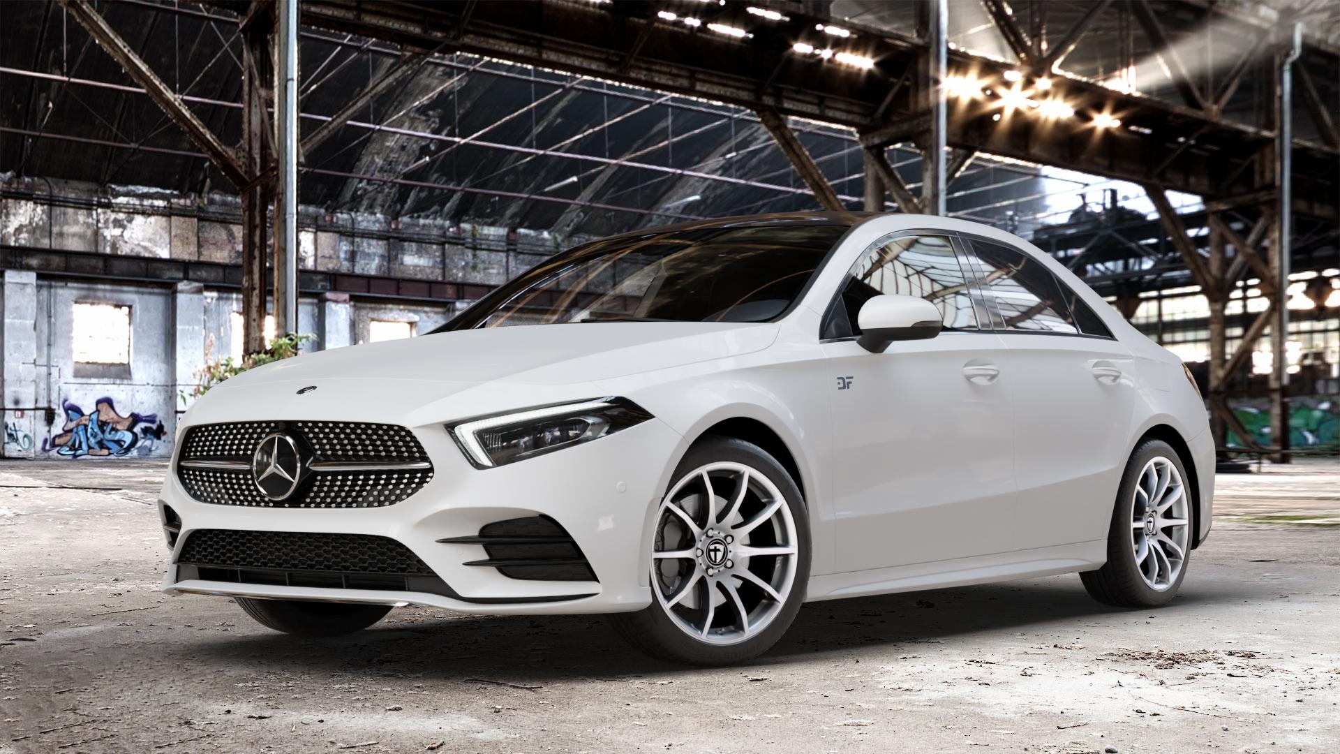 TOMASON TN1 bright silver Felge mit Reifen silber in 18Zoll Winterfelge Alufelge auf weissem Mercedes A-Klasse IV Typ 177 (F2A) Limousine Facelift ⬇️ mit 15mm Tieferlegung ⬇️ Old Industrial Hall_max_4400mm_2024 Frontansicht_1