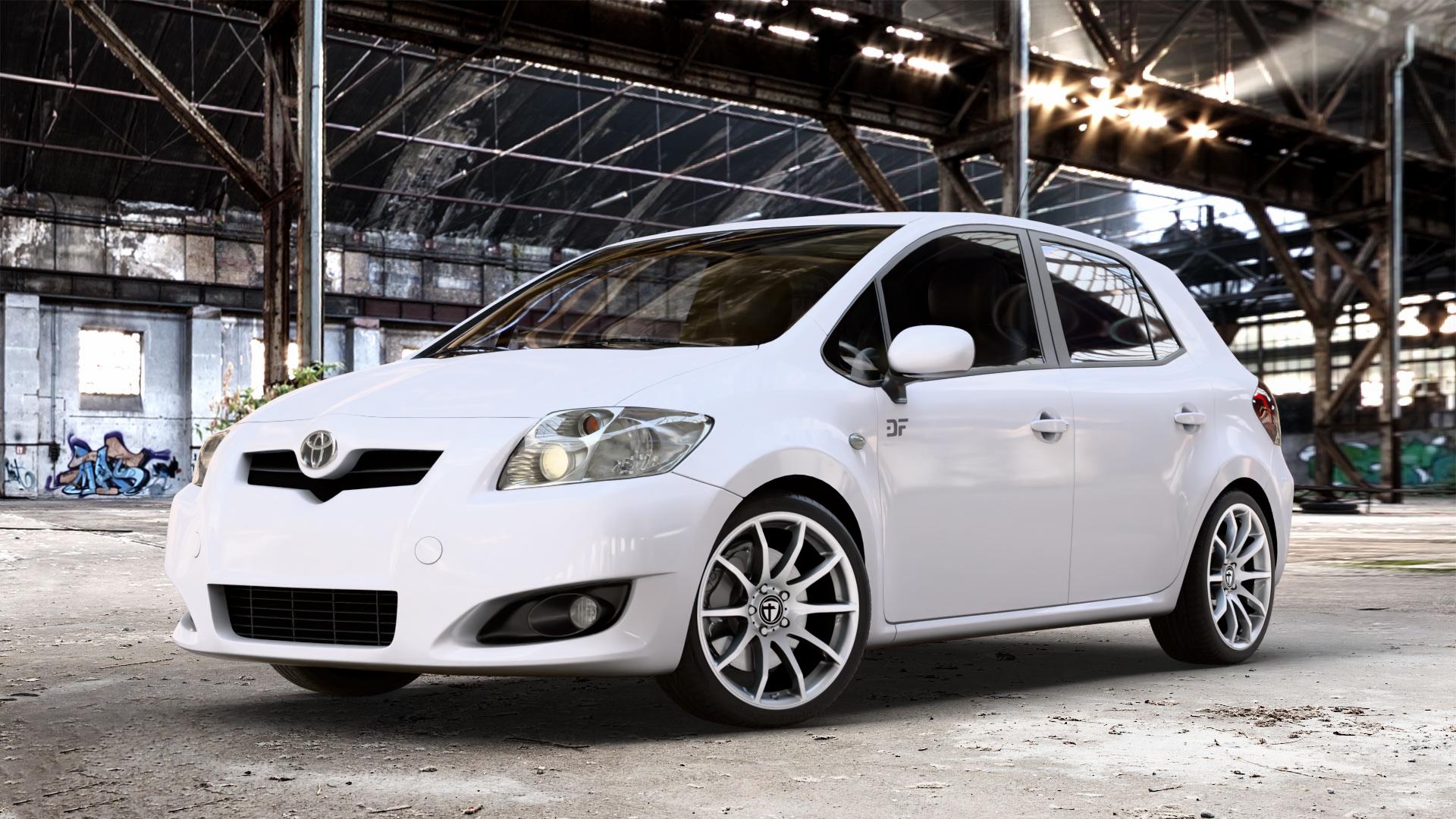 TOMASON TN1 bright silver Felge mit Reifen silber in 18Zoll Winterfelge Alufelge auf weissem Toyota Auris (07-12) 1,6l Dual VVT-i 91kW (124 PS) 1,4l D-4D 66kW (90 71kW (97 1,3l 74kW (101 73kW (99 Vavematic 97kW (132 1,8l 108kW (147 VVT-i-Hybrid ⬇️ mit 15mm Tieferlegung ⬇️ Old Industrial Hall_max_4400mm_2024 Frontansicht_1