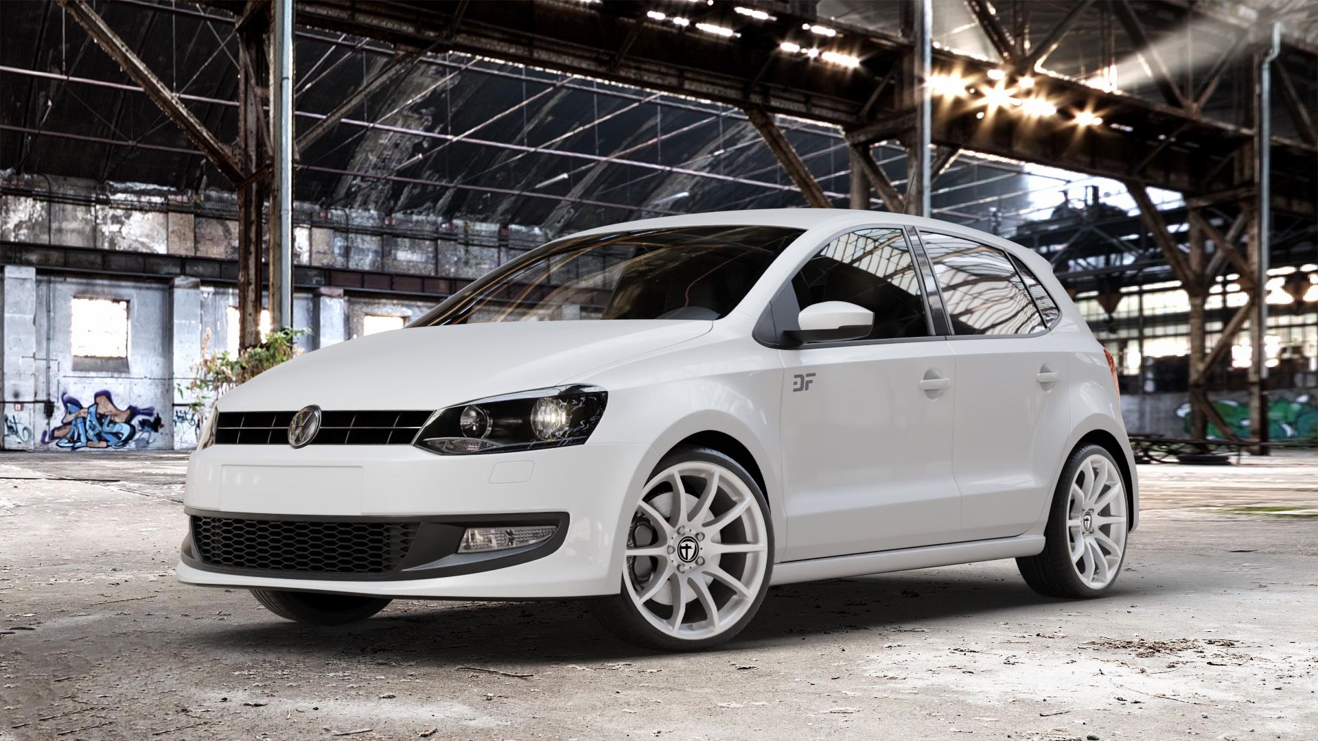 TOMASON TN1 bright silver Felge mit Reifen silber in 18Zoll Winterfelge Alufelge auf weissem Volkswagen (VW) Polo V Typ 6R ⬇️ mit 15mm Tieferlegung ⬇️ Old Industrial Hall_max_4400mm_2024 Frontansicht_1