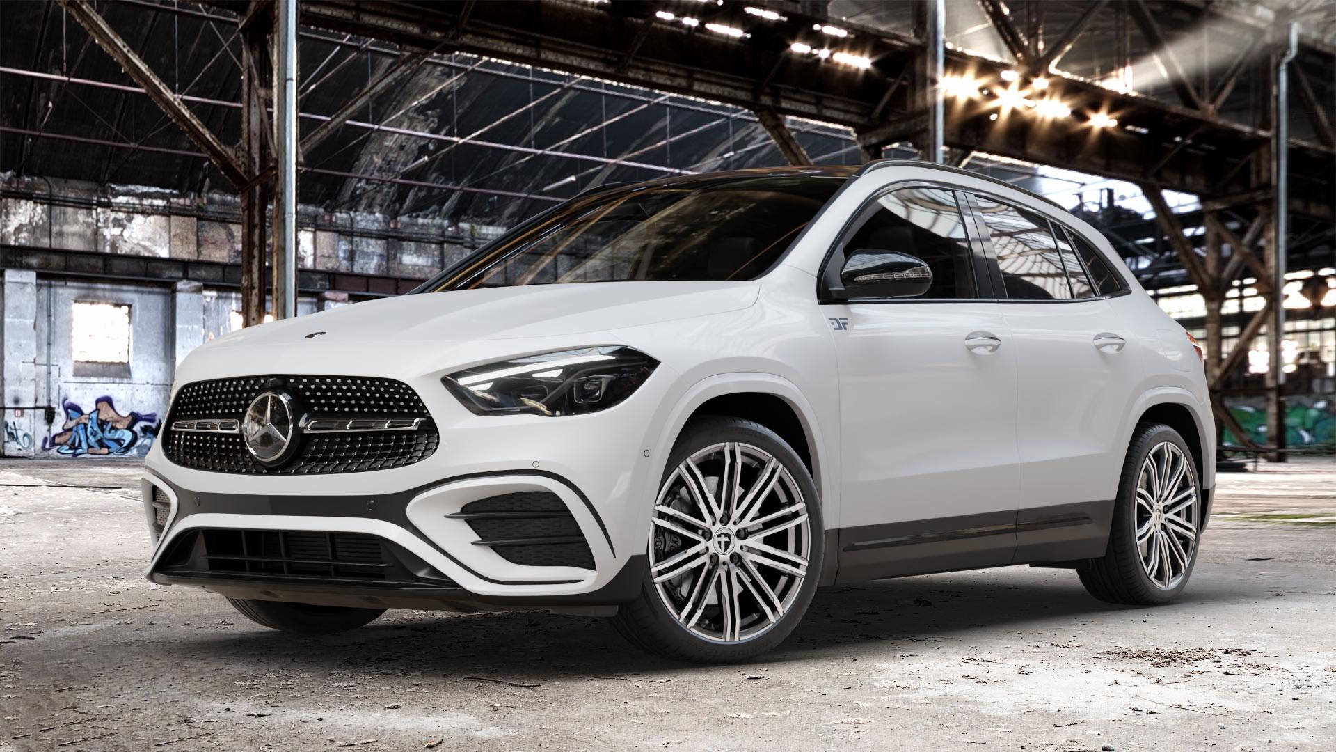 TOMASON TN18 gunmetal polished Felge mit Reifen grau silber mehrfarbig anthrazit in 20Zoll Alufelge auf weissem Mercedes GLA-Klasse Typ F2B Facelift ⬇️ mit 15mm Tieferlegung ⬇️ Old Industrial Hall_max_4400mm_2024 Frontansicht_1