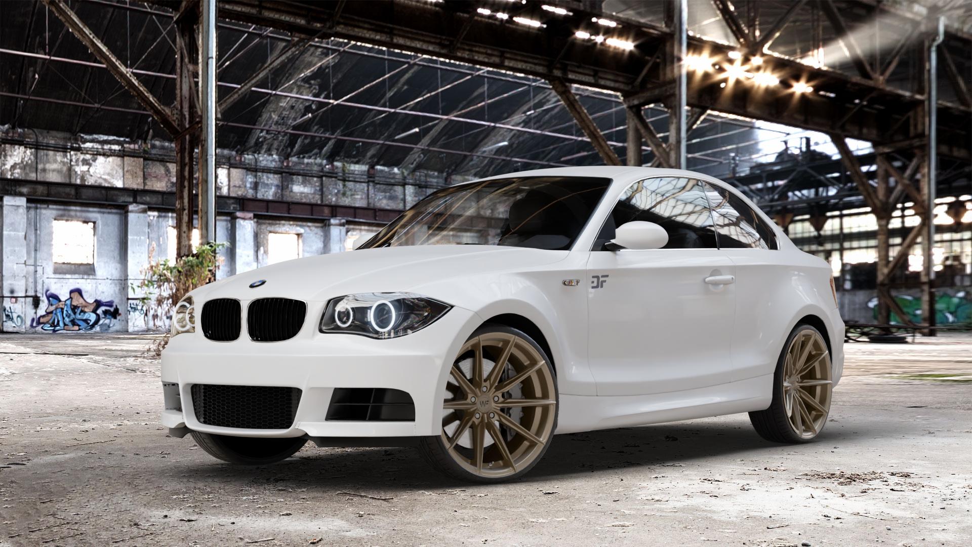 Wheelforce CF.3-FFR SATIN BRONZE Felge mit Reifen in 20Zoll Winterfelge Alufelge auf weissem BMW 120d Typ E82 (Coupe) 123d 125i 135i 1M 118d 120i 1er Coupé (182, 1C) ⬇️ mit 15mm Tieferlegung ⬇️ Old Industrial Hall_max_4400mm_2024 Frontansicht_1