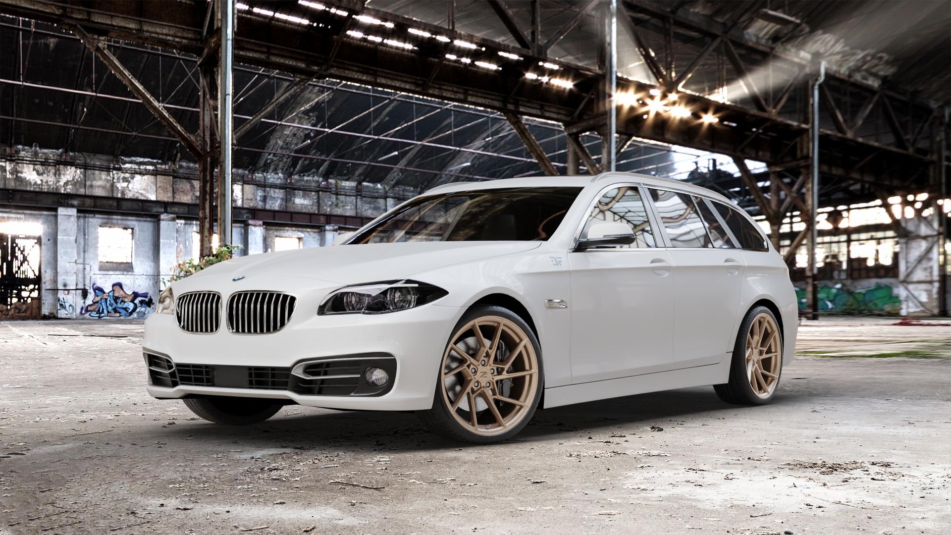 Z-Performance ZP3.1 FlowForged Cafe Americano Felge mit Reifen bronze in 20Zoll Winterfelge Alufelge auf weissem BMW 523i Typ F11 (Touring) 535i 520d 530d 528i xDrive 530i 550i 520i 525d 535d 518d 5er Touring (5K, K-N1) ⬇️ mit 15mm Tieferlegung ⬇️ Old Industrial Hall_max_5300mm_2024 Frontansicht_1