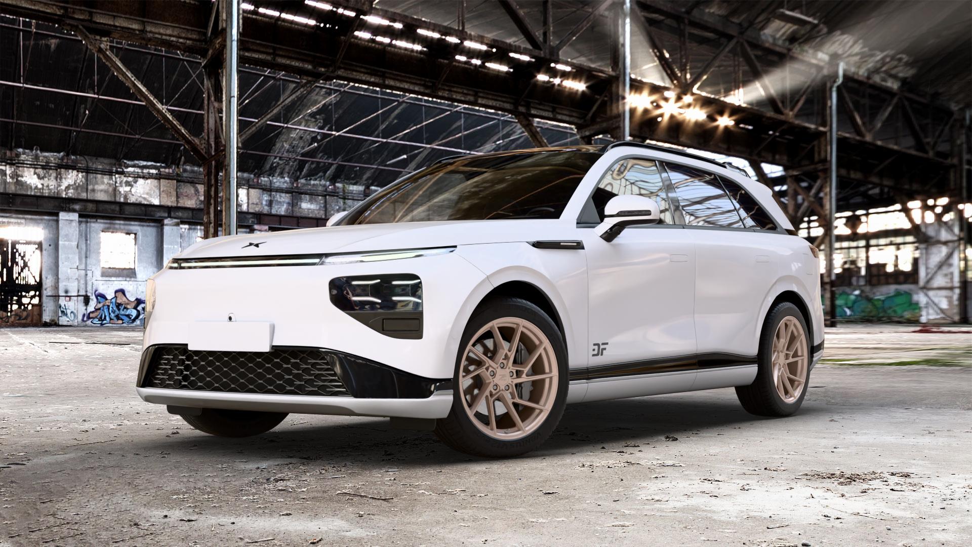 Z-Performance ZP3.1 FlowForged Sparkling Champagne Felge mit Reifen Champagner in 20Zoll Winterfelge Alufelge auf weissem Xpeng G9 Typ G9A 0,0l 80kW (109 PS) AWD 100kW (136 ⬇️ mit 15mm Tieferlegung ⬇️ Old Industrial Hall_max_5300mm_2024 Frontansicht_1